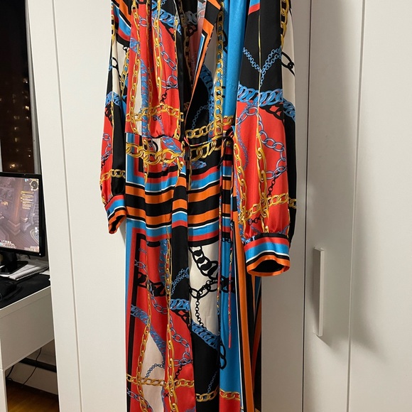 Zara Long dress feels like silk Like new never worn - Picture 3 of 5
